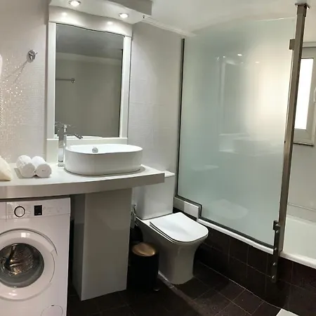 A&b And Apartment