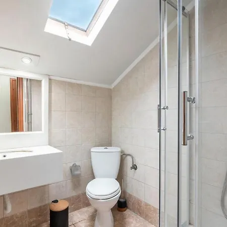 Appartement A&b And *