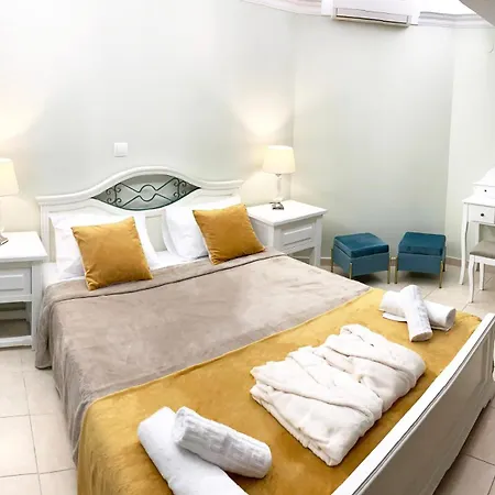 A&b And Appartement Ialysos (Rhodes)